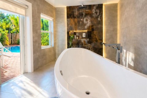 Villa ou maison à vendre à Fort Lauderdale, Floride: 4 chambres, 166.02 m2 № 2158312 - photo 9