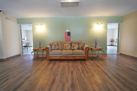 Condominio en venta en Port Charlotte, Florida, 1 dormitorio, 62.43 m2 № 2157070 - foto 17