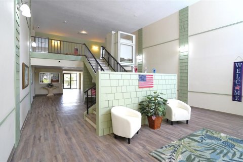 Condominio en venta en Port Charlotte, Florida, 1 dormitorio, 62.43 m2 № 2157070 - foto 4