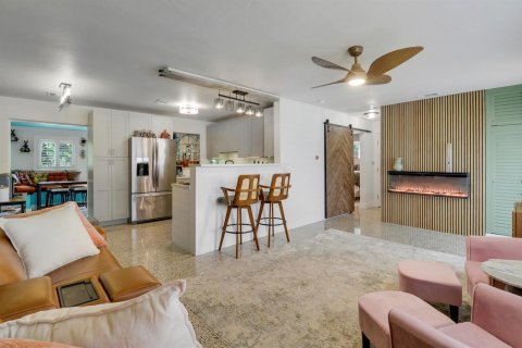 House in North Palm Beach, Florida 3 bedrooms, 104.98 sq.m. № 2187557 - photo 8