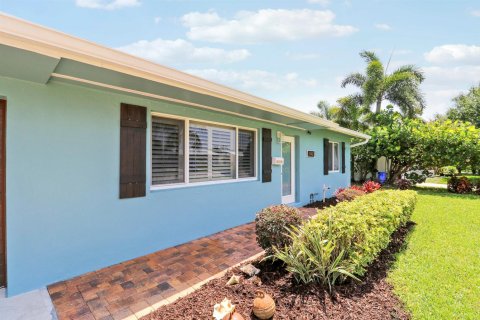 House in North Palm Beach, Florida 3 bedrooms, 104.98 sq.m. № 2187557 - photo 4