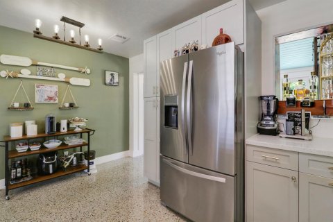 House in North Palm Beach, Florida 3 bedrooms, 104.98 sq.m. № 2187557 - photo 16