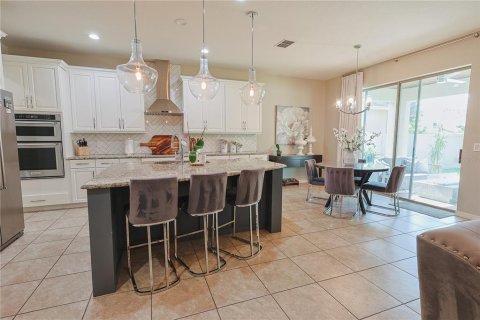 House in Windermere, Florida 5 bedrooms, 335.84 sq.m. № 1769694 - photo 22