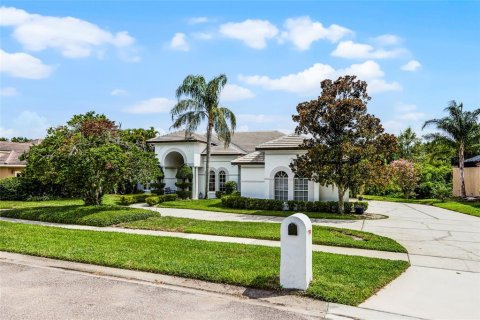 House in Orlando, Florida 4 bedrooms, 308.25 sq.m. № 1841931 - photo 4