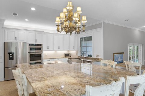 House in Orlando, Florida 4 bedrooms, 308.25 sq.m. № 1841931 - photo 10