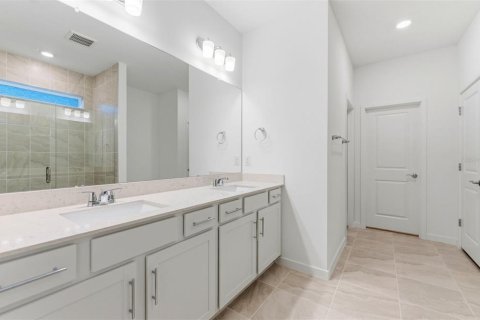 Casa en venta en Wesley Chapel, Florida, 3 dormitorios, 210.14 m2 № 2200665 - foto 7