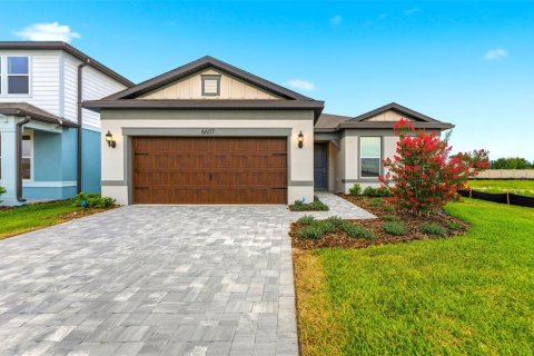 House in Wesley Chapel, Florida 3 bedrooms, 210.14 sq.m. № 2200665