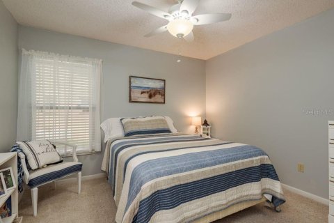 House in Port Richey, Florida 2 bedrooms, 125.42 sq.m. № 1856444 - photo 20