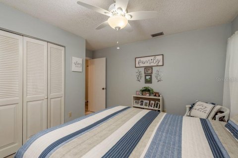 House in Port Richey, Florida 2 bedrooms, 125.42 sq.m. № 1856444 - photo 21