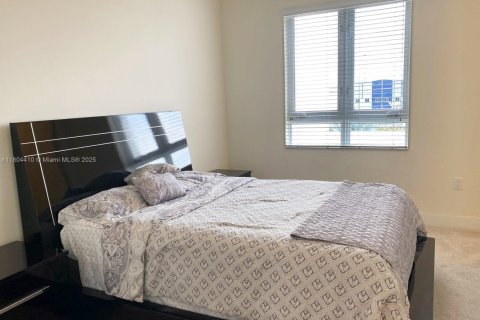 Apartment in LANDMARK in Doral, Florida 3 bedrooms, 169.18 sq.m. № 1864496 - photo 18