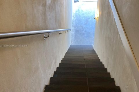 Apartment in LANDMARK in Doral, Florida 3 bedrooms, 169.18 sq.m. № 1864496 - photo 16