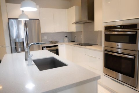 Apartment in LANDMARK in Doral, Florida 3 bedrooms, 169.18 sq.m. № 1864496 - photo 5
