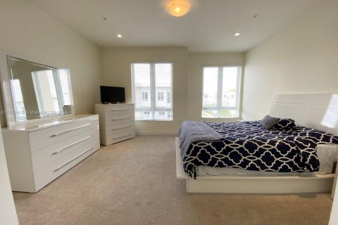 Apartment in LANDMARK in Doral, Florida 3 bedrooms, 169.18 sq.m. № 1864496 - photo 30