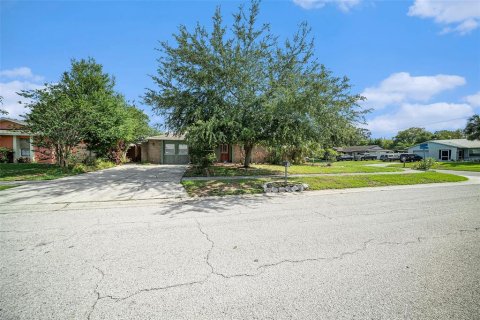 Casa en venta en Valrico, Florida, 3 dormitorios, 188.96 m2 № 1740845 - foto 3