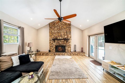 Casa en venta en Valrico, Florida, 3 dormitorios, 188.96 m2 № 1740845 - foto 8