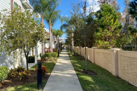 Townhouse in Kissimmee, Florida 4 bedrooms, 157.38 sq.m. № 1593416 - photo 3