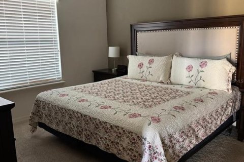 Townhouse in Kissimmee, Florida 4 bedrooms, 157.38 sq.m. № 1593416 - photo 9