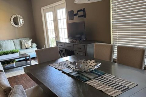 Townhouse in Kissimmee, Florida 4 bedrooms, 157.38 sq.m. № 1593416 - photo 6