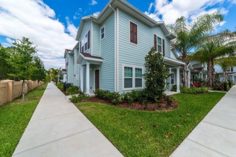 Townhouse in Kissimmee, Florida 4 bedrooms, 157.38 sq.m. № 1593416 - photo 1
