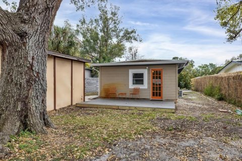 House in Sarasota, Florida 2 bedrooms, 76.74 sq.m. № 2232882 - photo 23