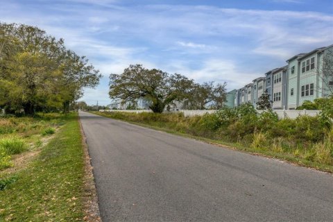 House in Sarasota, Florida 2 bedrooms, 76.74 sq.m. № 2232882 - photo 24