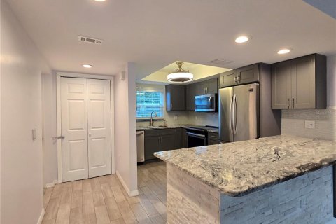 Copropriété à louer à Largo, Floride: 2 chambres, 84.73 m2 № 2385597 - photo 11
