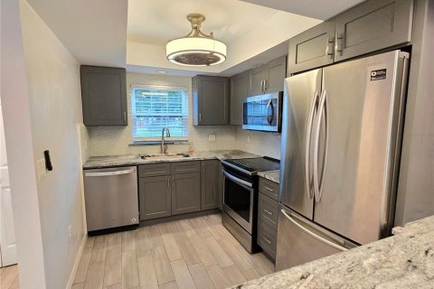 Copropriété à louer à Largo, Floride: 2 chambres, 84.73 m2 № 2385597 - photo 9
