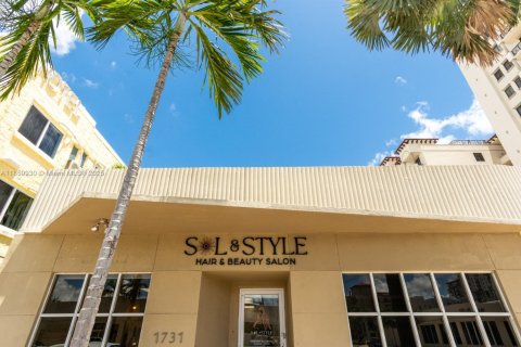 Commercial property in Coral Gables, Florida № 1892049 - photo 21