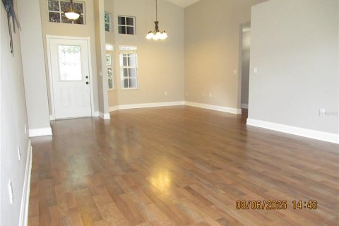 Villa ou maison à louer à Valrico, Floride: 4 chambres, 188.13 m2 № 1772164 - photo 17
