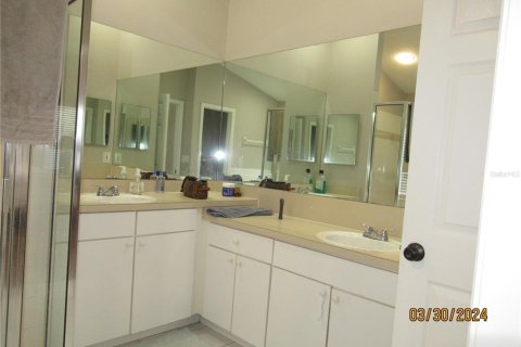 Villa ou maison à louer à Valrico, Floride: 4 chambres, 188.13 m2 № 1772164 - photo 8
