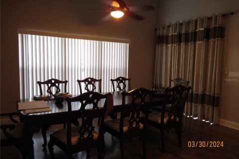 Villa ou maison à louer à Valrico, Floride: 4 chambres, 188.13 m2 № 1772164 - photo 4