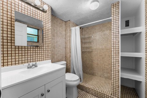Commercial property in Stuart, Florida 1 bedroom, 50.63 sq.m. № 2392770 - photo 4