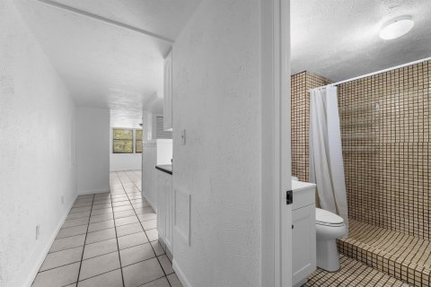 Commercial property in Stuart, Florida 1 bedroom, 50.63 sq.m. № 2392770 - photo 5