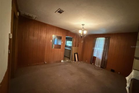 House in Gainesville, Florida 4 bedrooms, 138.7 sq.m. № 1881235 - photo 5