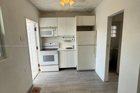 Купить виллу или дом в Майами, Флорида 5 спален, 148.64м2, № 2020621 - фото 29