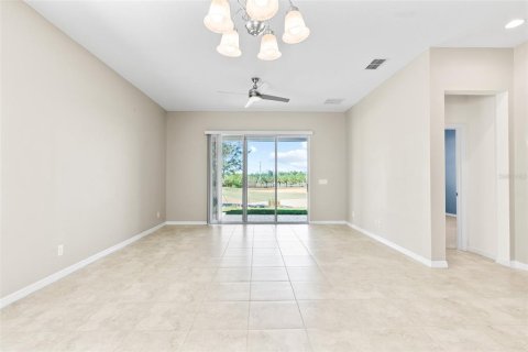 House in Kissimmee, Florida 2 bedrooms, 144.65 sq.m. № 1575323 - photo 15