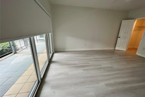 Apartamento en alquiler en Miami Beach, Florida, 1 dormitorio, 74.32 m2 № 1993778 - foto 14