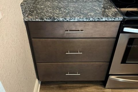 Снять в аренду квартиру в Таварес, Флорида 3 комнаты, 92.9м2, № 2097517 - фото 12