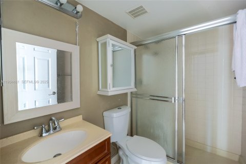 Townhouse in Delray Beach, Florida 3 bedrooms, 123.19 sq.m. № 2035590 - photo 15