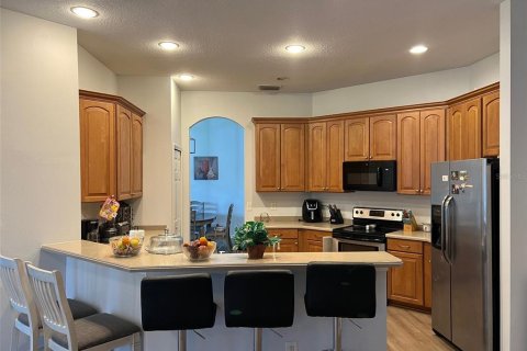 House in Wesley Chapel, Florida 5 bedrooms, 287.81 sq.m. № 1909075 - photo 11