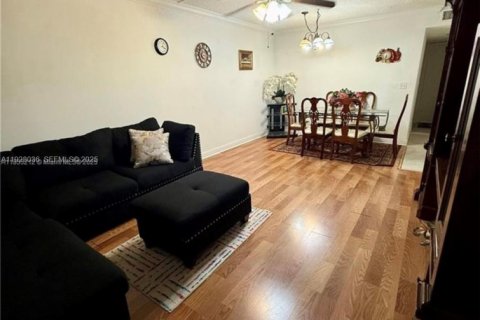 Copropriété à vendre à Margate, Floride: 2 chambres, 89 m2 № 1988185 - photo 13