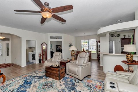 House in Ocala, Florida 3 bedrooms, 212.1 sq.m. № 1804646 - photo 13