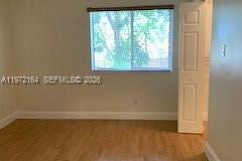 Condominio en venta en Miami, Florida, 2 dormitorios, 99.87 m2 № 2078931 - foto 7