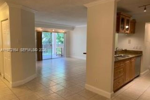 Condominio en venta en Miami, Florida, 2 dormitorios, 99.87 m2 № 2078931 - foto 3
