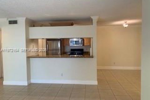 Condominio en venta en Miami, Florida, 2 dormitorios, 99.87 m2 № 2078931 - foto 6