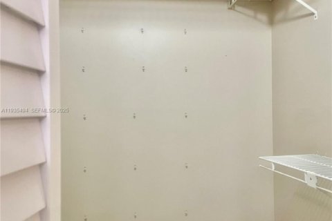Condominio en venta en Pembroke Pines, Florida, 2 dormitorios, 102.19 m2 № 1993769 - foto 18