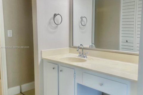 Condominio en venta en Pembroke Pines, Florida, 2 dormitorios, 102.19 m2 № 1993769 - foto 15