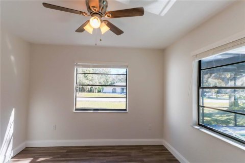 Casa en venta en Spring Hill, Florida, 3 dormitorios, 153.29 m2 № 1549272 - foto 13