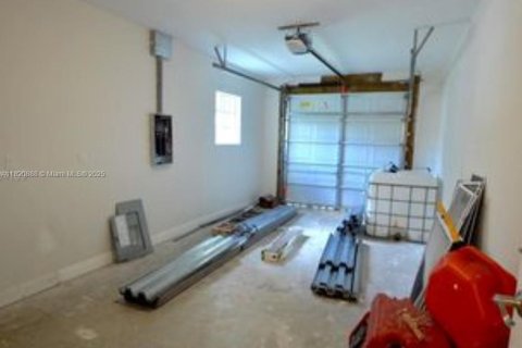 Casa en alquiler en Coral Gables, Florida, 4 dormitorios, 228.26 m2 № 1779330 - foto 13