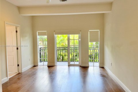 Casa en alquiler en Coral Gables, Florida, 4 dormitorios, 228.26 m2 № 1779330 - foto 16